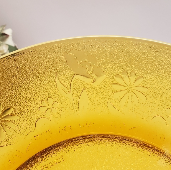 Vintage France Vereco Amber Flower Plate - Picture 9 of 16